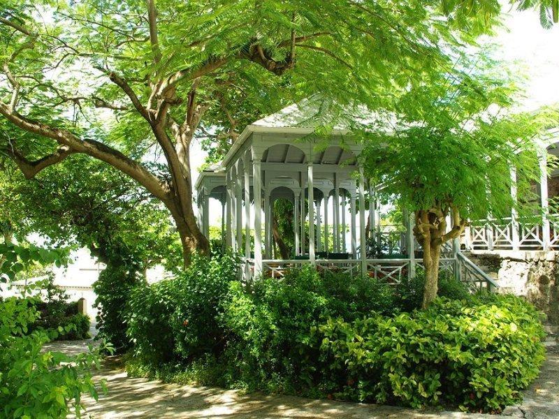Sugar Mill Hotel Great Carrot Bay Экстерьер фото